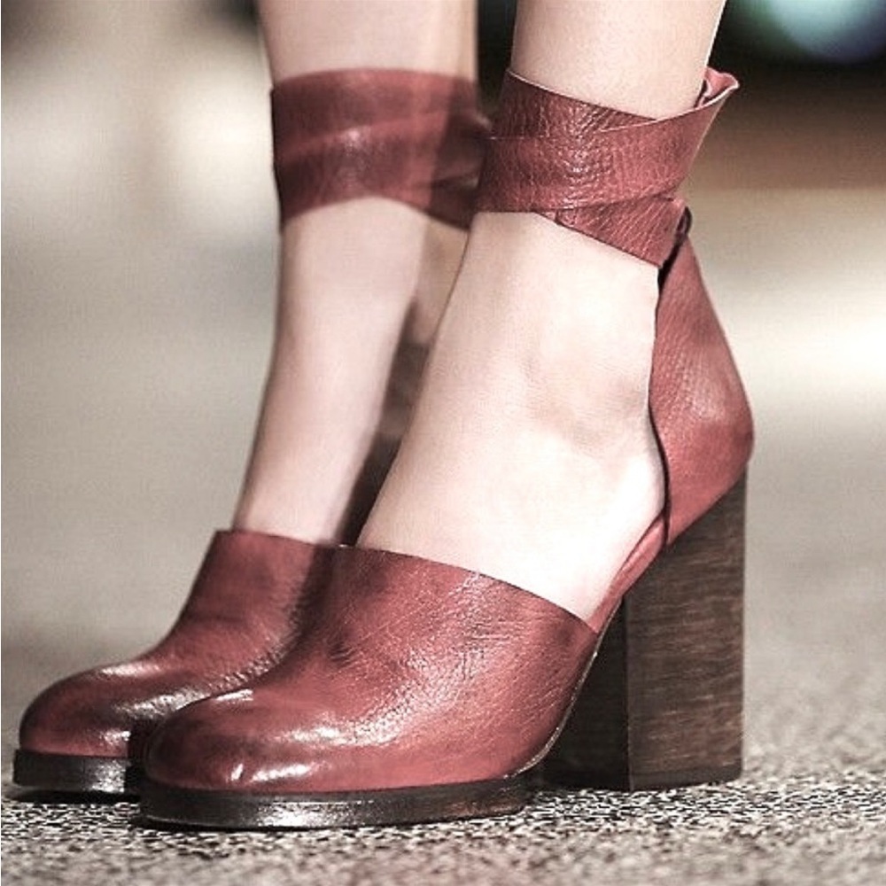 Free People Cora Wrap Distressed Leather Heel 39